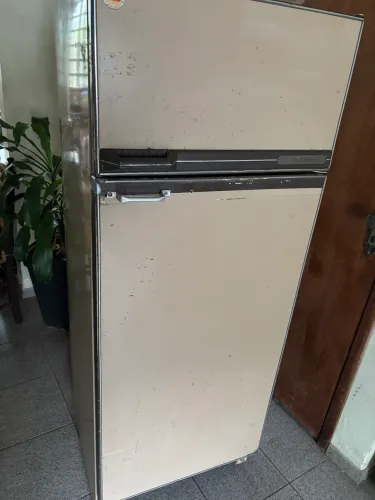 Geladeira White-Westinghouse superluxo antiga
