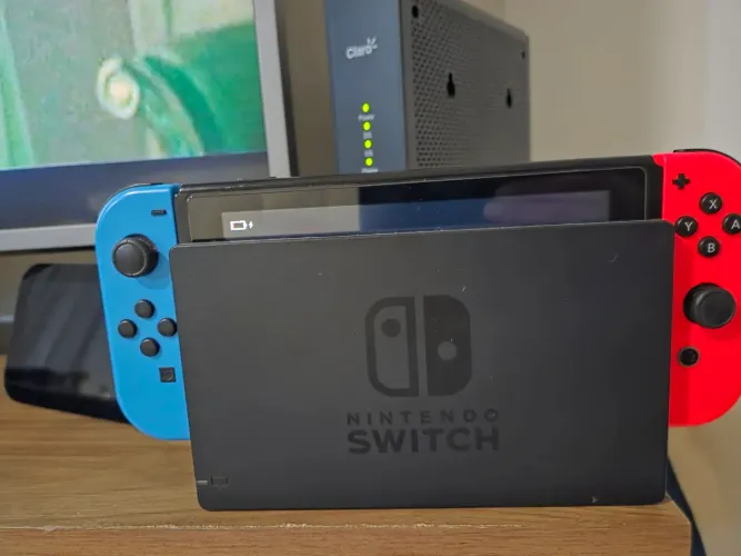 Console Nintendo Switch Azul/Vermelho