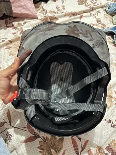 Capacete com viseira