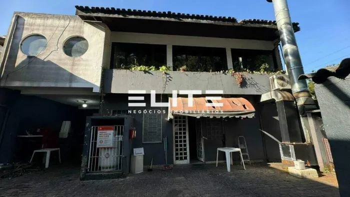 Salão Comercial para Alugar em Santo André (Bairro Jardim) 391m² com 5 Banheiros