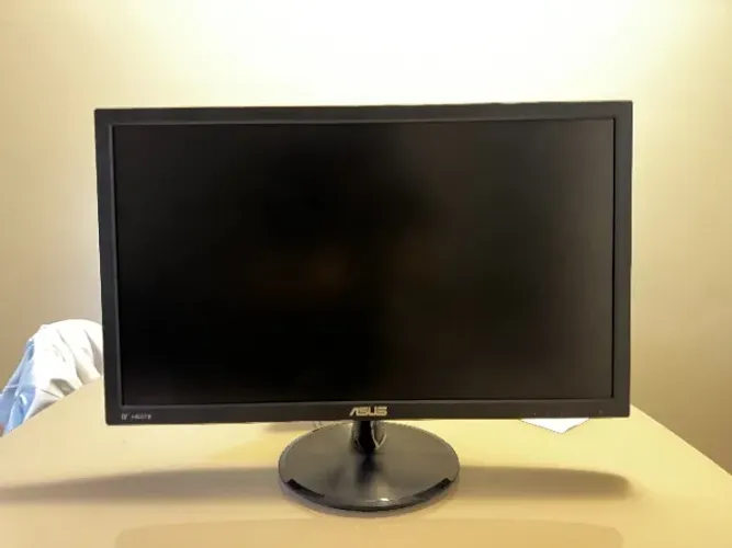 Monitor ASUS 24" VP247QG - Full HD & Game Ready!