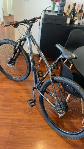 BICICLETA GTA