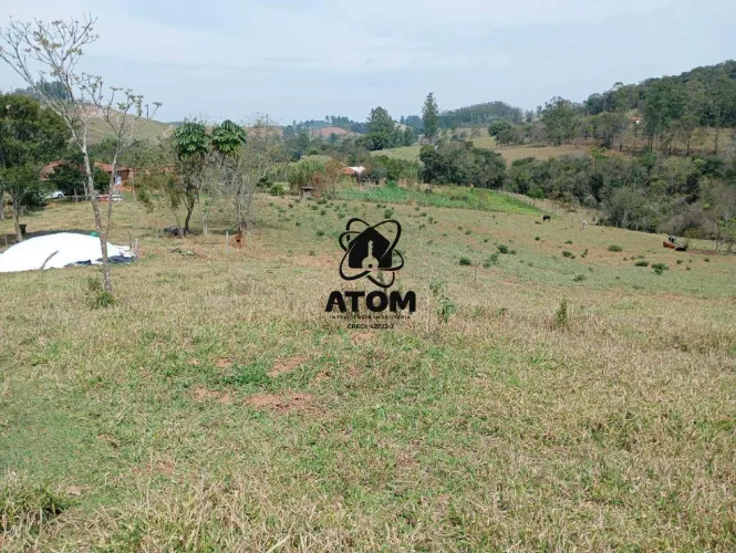Sítio com 2 alqueires em Lagoinha