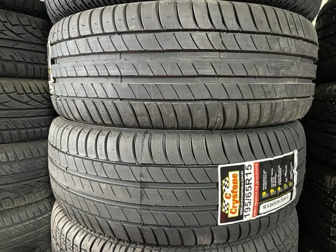Par de pneus 195/65r15 Crystone 
