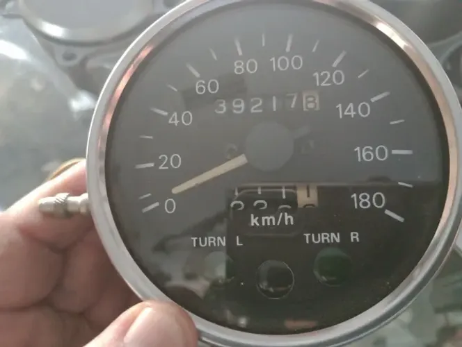 Painel e farol Suzuki vs 800 intruder 