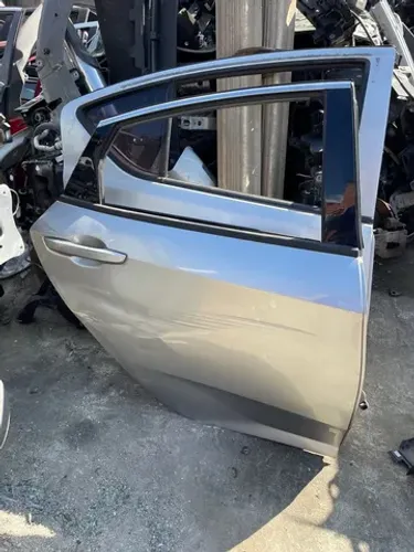 porta traseira direita Honda civic g10 c/detalhe