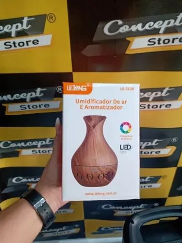 Umidificador de ar e Aromatizador com LED (NOVO)