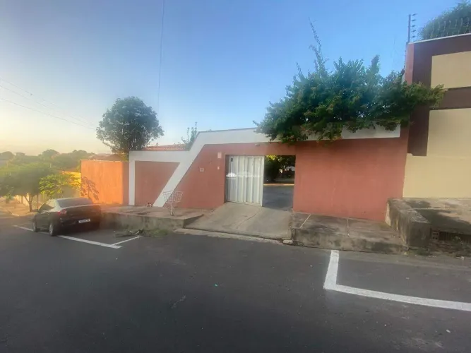 R.PRIMEIRO DE MAIO - BAIRRO: AEROPORTO