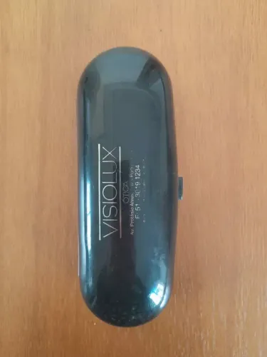 Porta óculos rígido