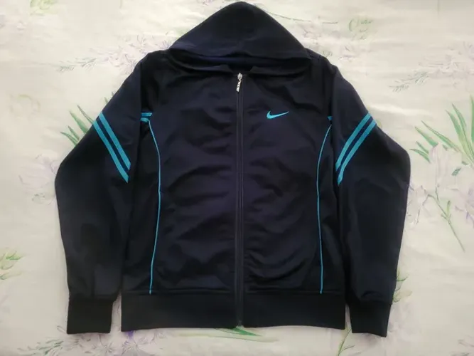 Jaqueta Nike Tam P