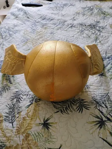 Almofada Pomo de Ouro Harry Potter Dourado 25cm