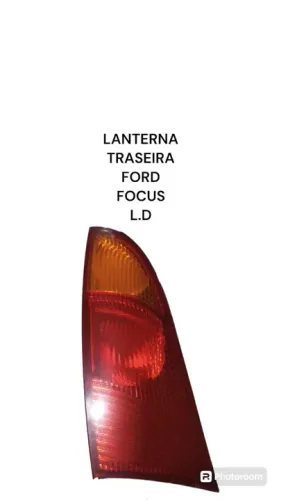 Lanterna Ford Focus lado direito 