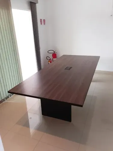 MOVEIS DE ESCRITÓRIO MESA DE REUNIÃO 2,70X1,20 NOVA****LEIA A DESCRIÇÃO****