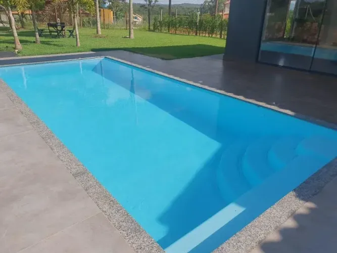 Piscina de fibra com 7.30 x 3.30 x 1.40. Preço e qualidade em uma só empresa!