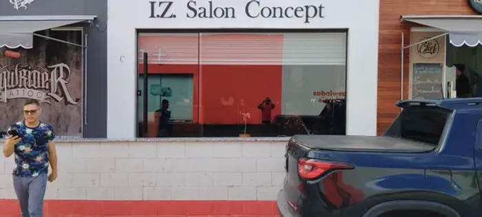 Frente de loja em vidro temperado sob medida 