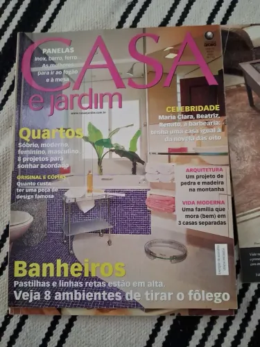 Kit com 4 revistas Casa e Jardim