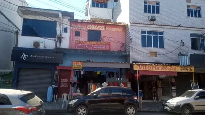 Vendo prédio 02 andares, com 02 lojas. Miguel Couto, Nova Iguaçu/RJ