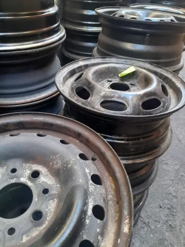 Rodas aro 13 apartir 97 reais cada abase de troca 