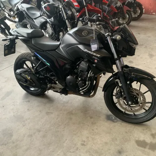 FAZER 250 FZ25 PRETA SEMI NOVA 