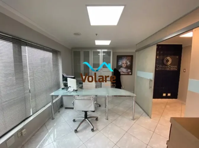 Sala Comercial de Alto Padrão em Condomínio de Destaque em Pinheiros, São Paulo-SP - 61m²,