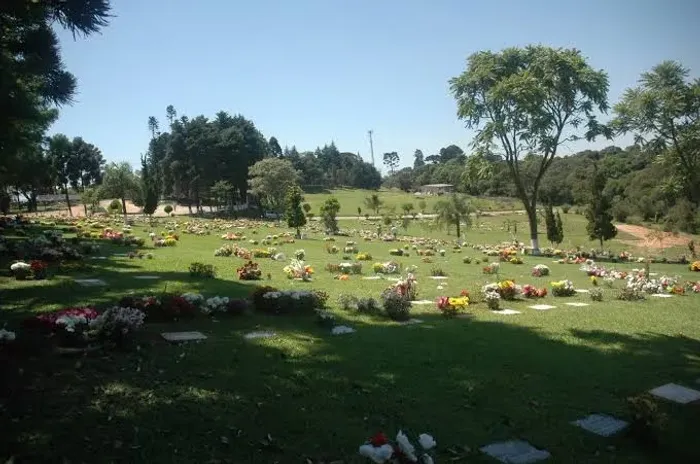Jazigo 3 gavetas Cemitério Jardim da Paz Rio Preto SP