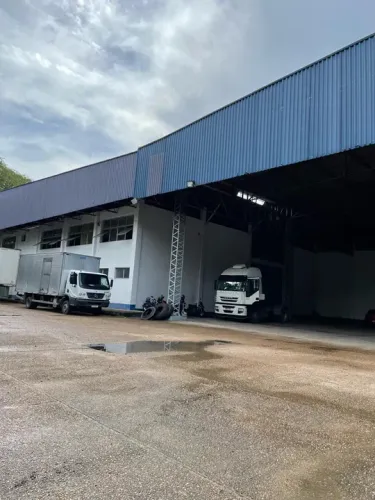 GALPÃO 6.000M² ALEIXO