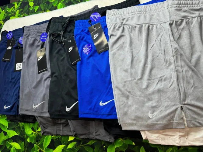 Short Nike de compressão 