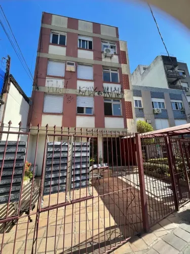 Na José do Patrocínio, um endereço tradicional e cheio de conveniência, apresento este JK 