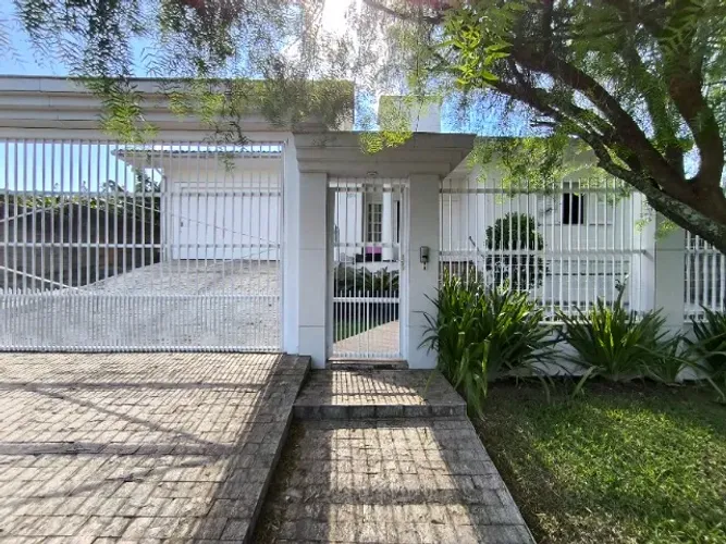 Casa 4 dorm Jardim Maristela TODA EM LAJE criciúma ACEITA troca por casa de menor valor 