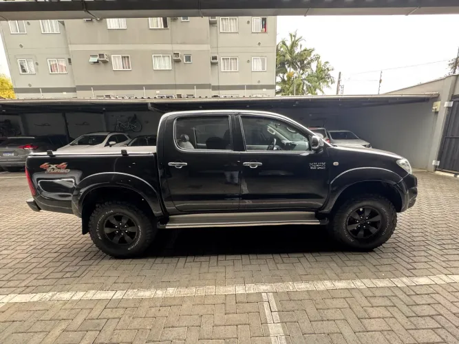 Toyota Hilux CD SRV D4-d 4X4 3.0 TDI Diesel AUT 2009
