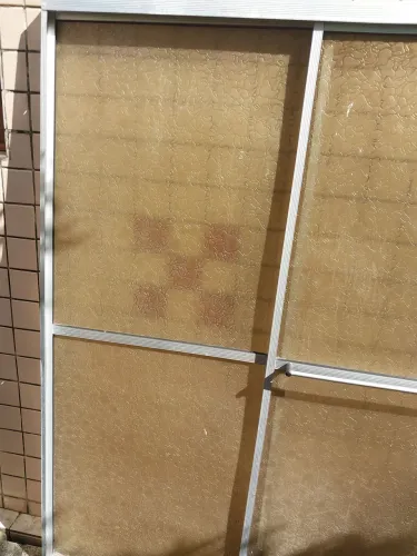 Box De Banheiro feito em alumínio