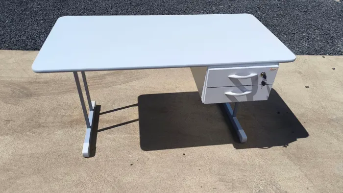 Escrivaninha Nobre 1,20 x 0,60 - Varejo e Atacado<br>