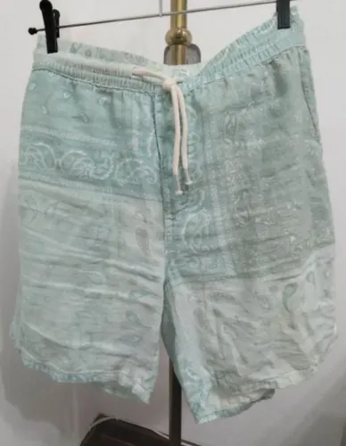 Bermuda estampaada Zara com linho 