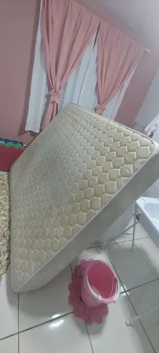 Colchão Casal Queen molas ensacadas Confortável