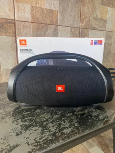 JBL Boombox 1 Original - Semi Nova, Som Potente e à Prova d´Água