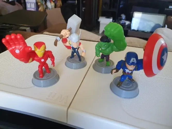 Coleção Vingadores Páscoa Chocolates Garoto com 4 personagens
