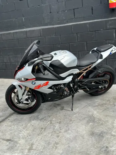 BMW s1000 RR zera 8 mil km