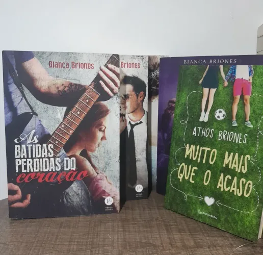 Coleção de livros Bianca Briones - autografados-