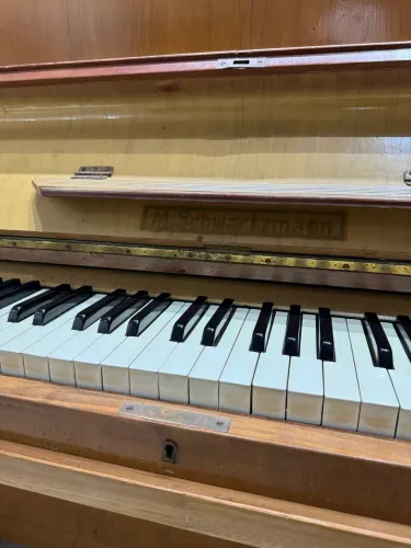 Piano M.Schwartzmann