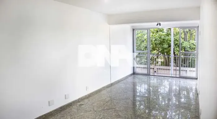 Apartamento : / Residencial / Barra da Tijuca