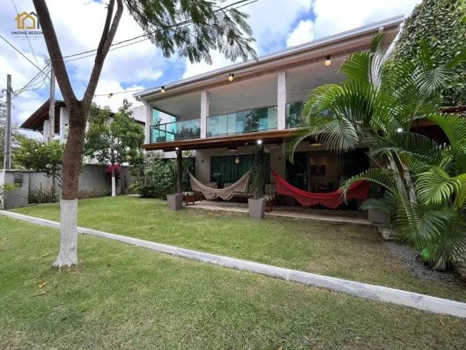 More no Recife com o clima de Aldeia. Casa à venda com 5 suítes e muita beleza