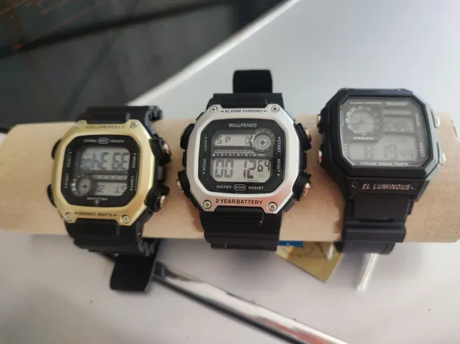 Relógio esportivo masculino prova d'água