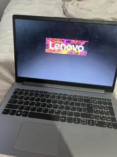 Vendo nootbook lenovo i3
