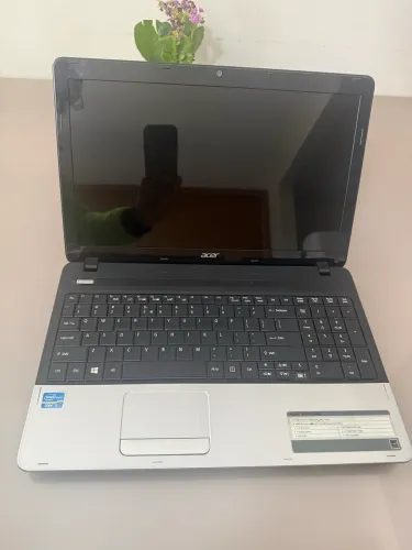 Notebook Acer Aspire E1-571 | Core i3 | SSD 120GB | Tela 15,6