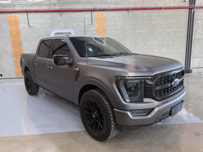 Ford F-150 Platinum 4X4 5.0 V8 2023