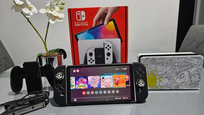 Nintendo Switch Oled 512gb + 50 jogos / Troco / Aceito Cartão/Entrego
