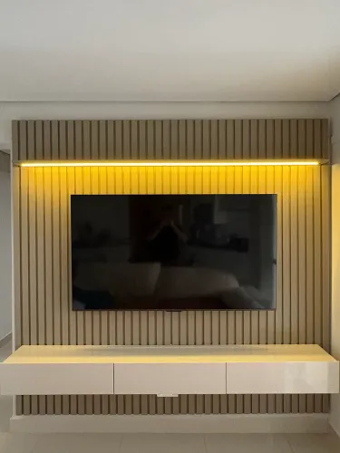 Painel tv ripado com led