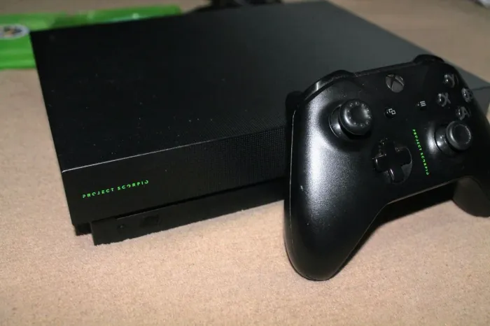 Xbox one X Project Scorpio 4k 1tb