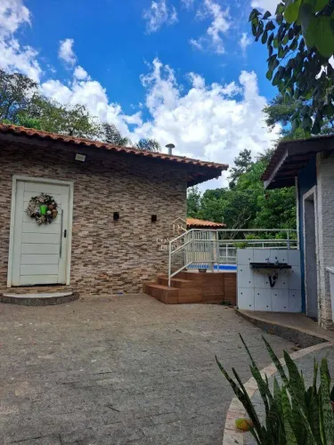 Chácara/ Casa com 2 quartos à venda, ACEITA PERMUTA EM ARUJÁ 842 m² por R$ 800.000 - Centr