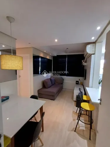 Apartamento à venda, tem 2 quartos, sendo 1 suíte, 1 vaga,, 1 vaga de garagem es